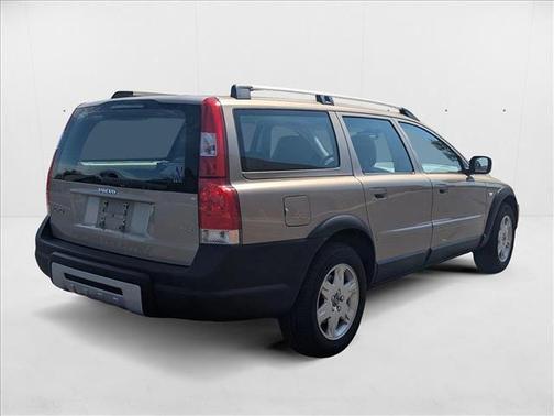 2005 Volvo XC70