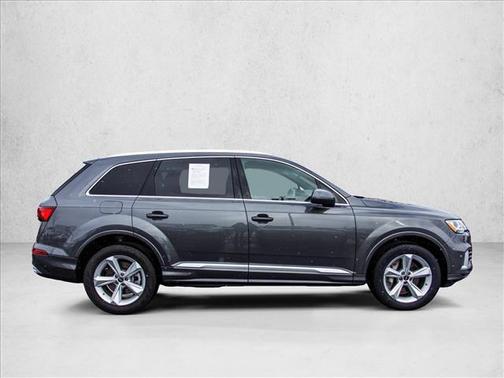 2023 Audi Q7 45 Premium