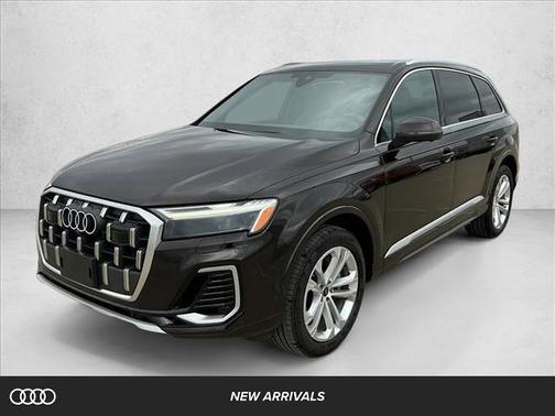 2025 Audi Q7 55 Premium Plus