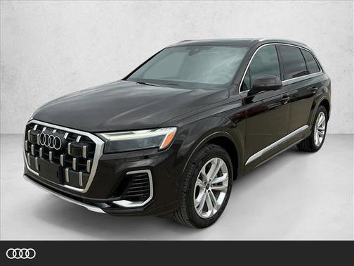 2025 Audi Q7 55 Premium Plus