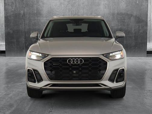 2024 Audi Q5 45 S line Premium