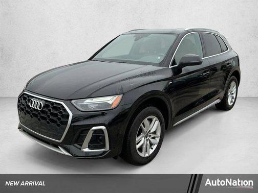 Mythos Black Metallic 2023 Audi Q5 45 S line Premium