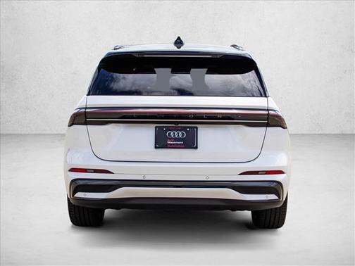 White Platinum Metallic Tri-Coat 2024 Lincoln Nautilus Black Label