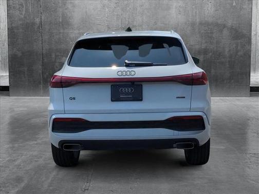 2025 Audi Q5 Premium Plus
