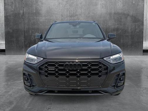2024 Audi Q5 45 S line Premium