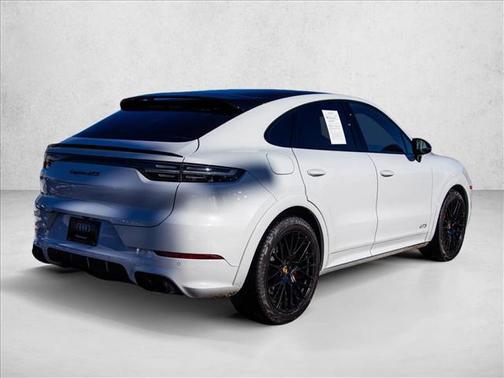 2022 Porsche Cayenne GTS
