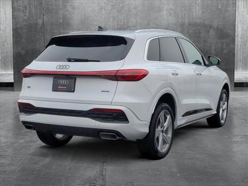 2025 Audi Q5 Premium Plus