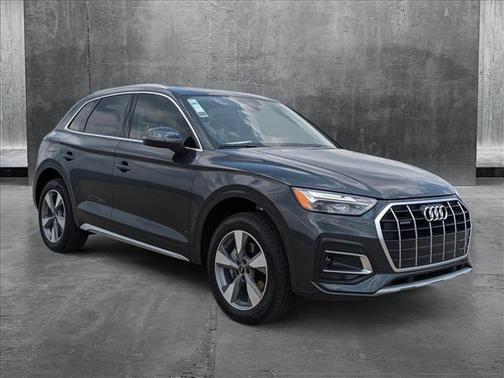 2024 Audi Q5 40 Premium