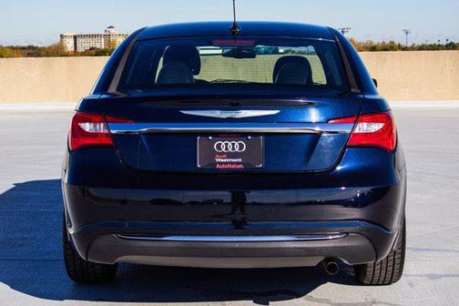 2012 Chrysler 200 Limited