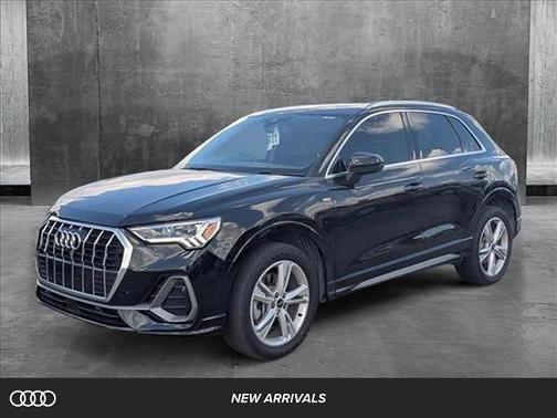 2022 Audi Q3 45 S line Premium Plus