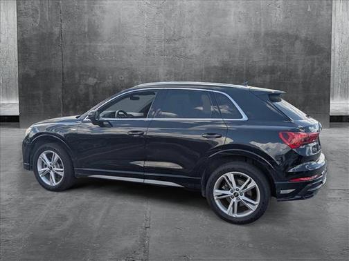 2022 Audi Q3 45 S line Premium Plus