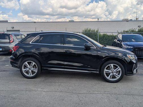 2022 Audi Q3 45 S line Premium Plus