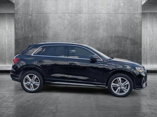 2022 Audi Q3 45 S line Premium Plus