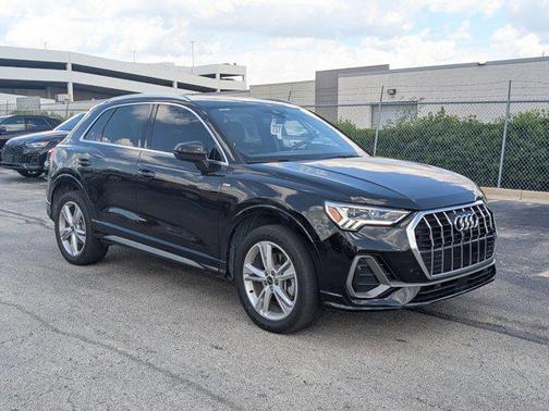 2022 Audi Q3 45 S line Premium Plus
