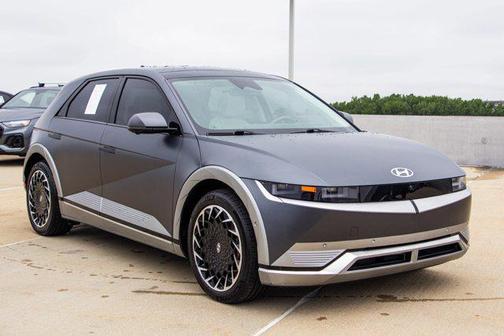 Shooting Star (Matte Gray) 2023 Hyundai IONIQ 5 Limited