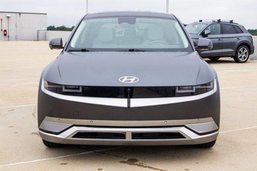 Shooting Star (Matte Gray) 2023 Hyundai IONIQ 5 Limited
