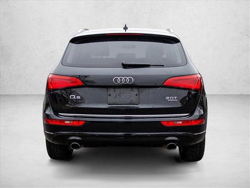 Mythos Black Metallic 2016 Audi Q5 2.0T Premium Plus