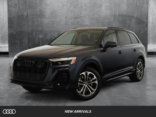 2025 Audi Q7 45 Premium Plus