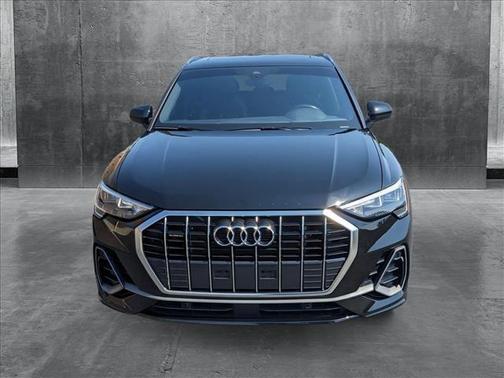 2022 Audi Q3 45 S line Premium