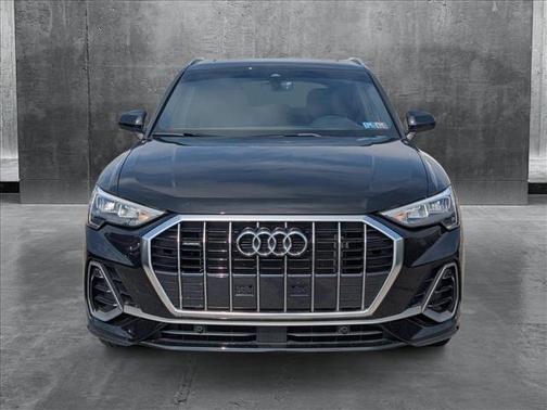 2022 Audi Q3 45 S line Premium