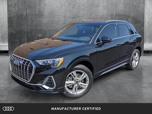 2022 Audi Q3 45 S line Premium