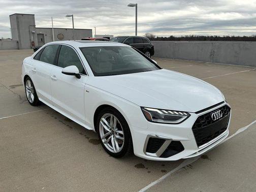 2023 Audi A4 45 S line Premium