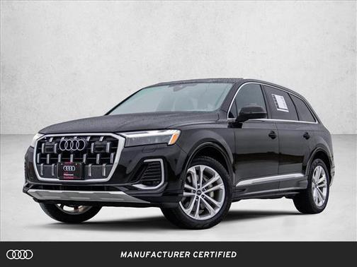 2025 Audi Q7 45 Premium Plus