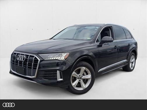 2024 Audi Q7 45 Premium Plus