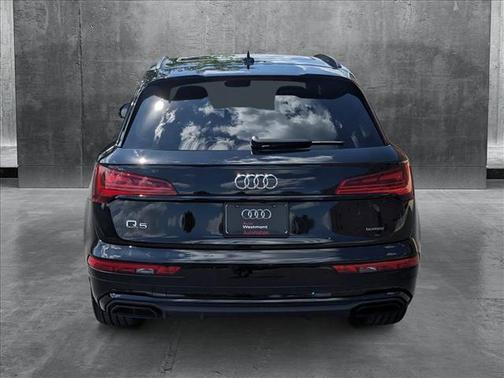 2025 Audi Q5 45 S line Premium