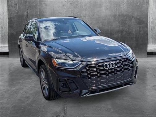 2025 Audi Q5 45 S line Premium
