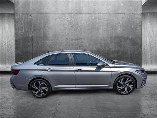 2025 Volkswagen Jetta 1.5T SEL