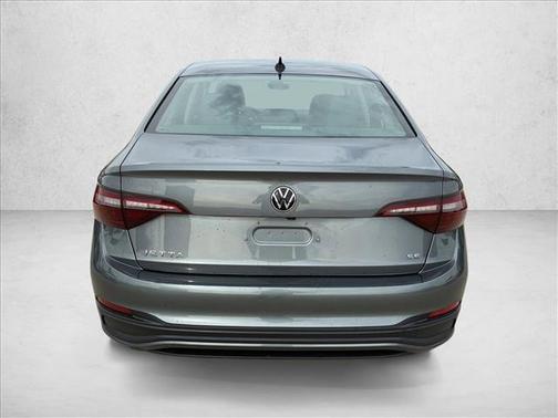 Deep Black Pearl 2024 Volkswagen Jetta 1.5T SE