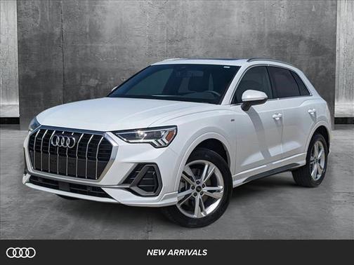 2024 Audi Q3 Premium 45 TFSI S line quattro Tiptronic