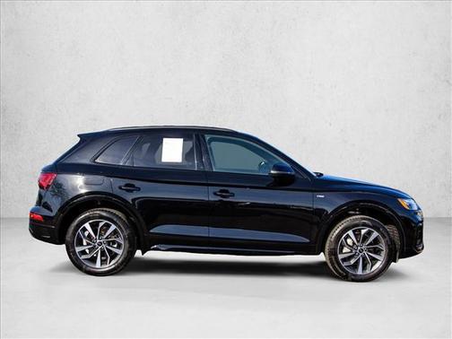 2024 Audi Q5 45 S line Premium