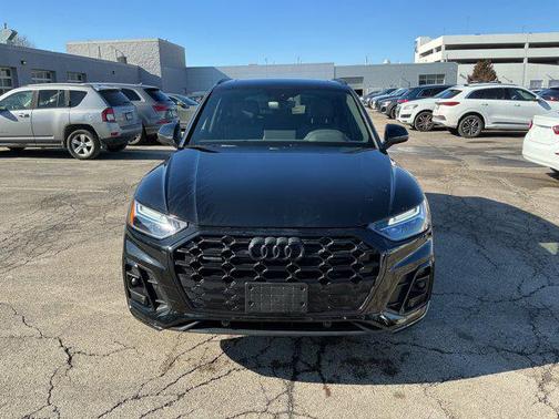2024 Audi Q5 45 S line Premium