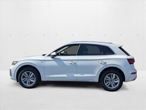 2022 Audi Q5 45 S line Premium