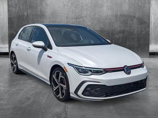 2024 Volkswagen Golf GTI 2.0T SE DSG