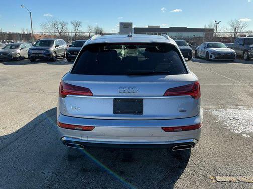 2023 Audi Q5 45 S line Premium Plus