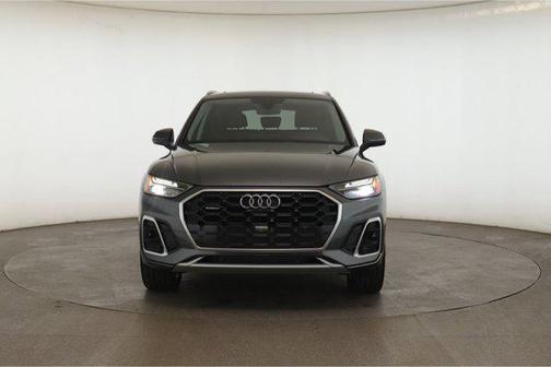 2025 Audi Q5 45 S line Premium Plus
