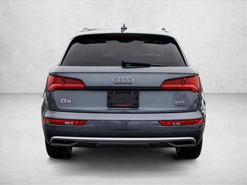 2018 Audi Q5 2.0T Premium Plus