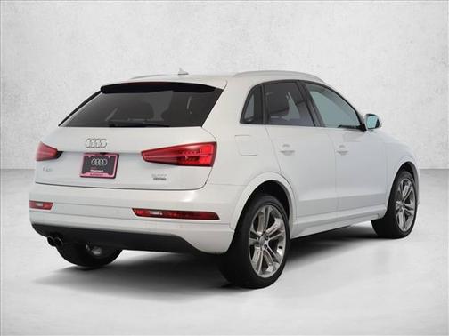 Glacier White Metallic 2017 Audi Q3 2.0T Premium Plus