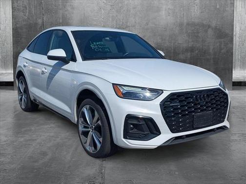 2022 Audi Q5 45 S line Premium Plus
