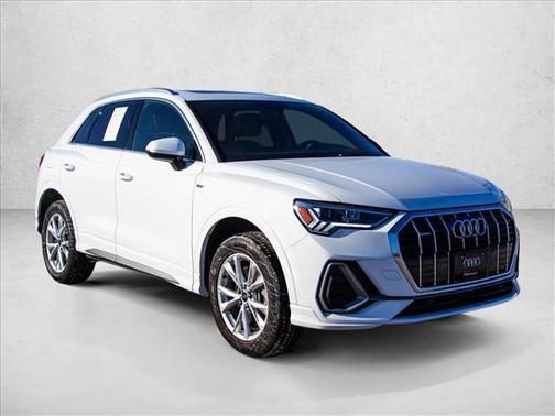 2025 Audi Q3 Premium 45 TFSI S line quattro Tiptronic
