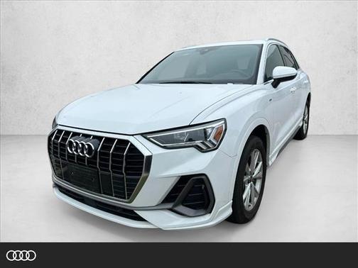 2025 Audi Q3 Premium 45 TFSI S line quattro Tiptronic