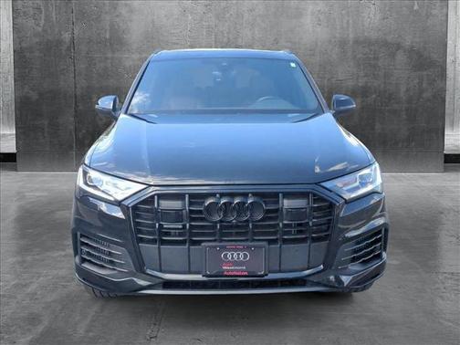 2022 Audi Q7 55 Premium Plus