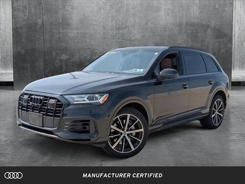 2022 Audi Q7 55 Premium Plus