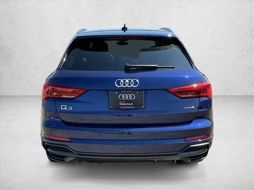 Navarra Blue Metallic 2021 Audi Q3 45 S line Premium Plus
