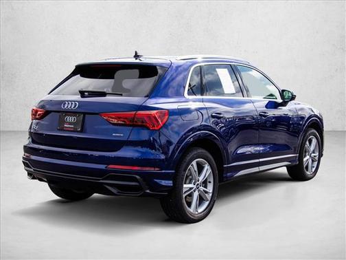 Navarra Blue Metallic 2021 Audi Q3 45 S line Premium Plus