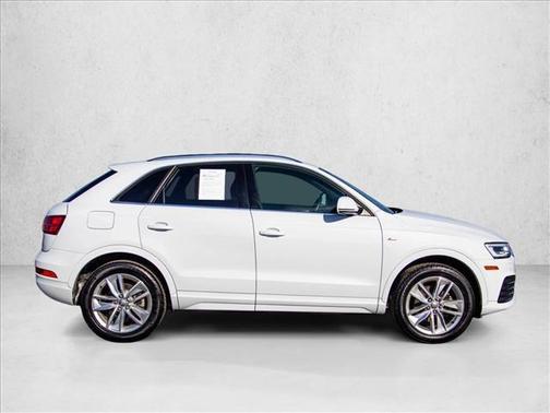 2018 Audi Q3 2.0T Premium Plus