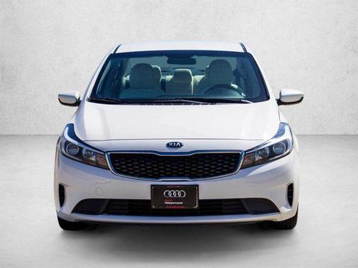 Clear White 2017 Kia Forte LX